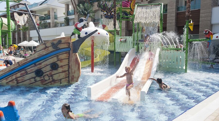 Crystal Waterworld Resort Spa