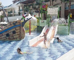 Crystal Waterworld Resort Spa