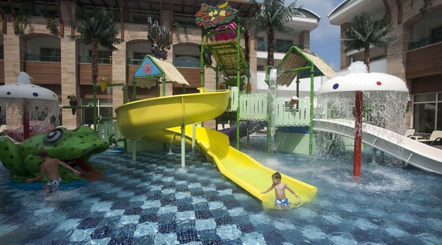 Crystal Waterworld Resort Spa