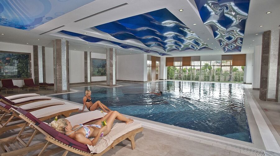 Crystal Waterworld Resort Spa