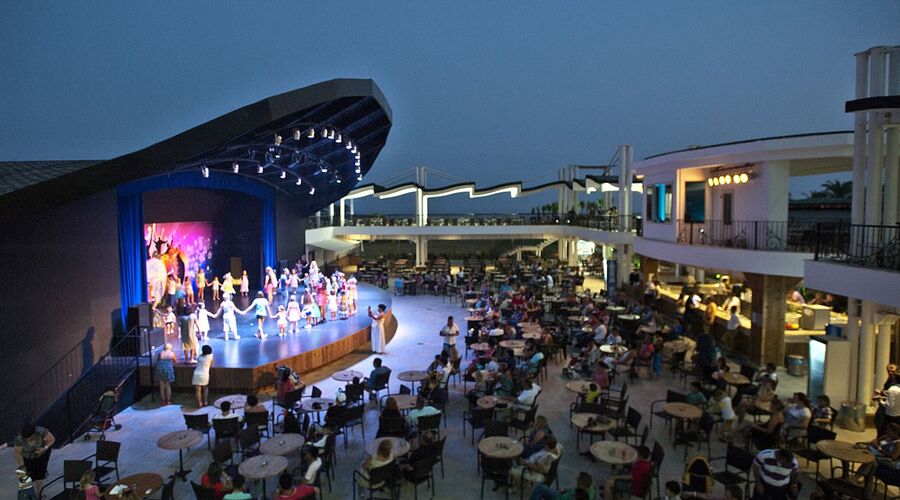 Crystal Waterworld Resort Spa