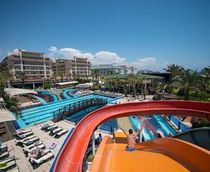 Crystal Family Resort & Spa