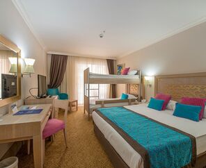 Crystal Family Resort & Spa
