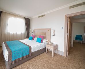 Crystal Family Resort & Spa