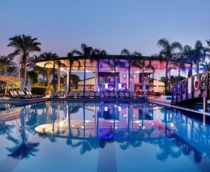 Crystal Family Resort & Spa