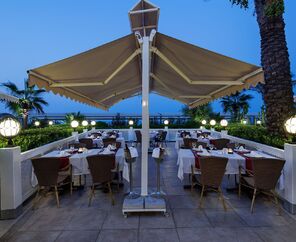 Crystal Family Resort & Spa