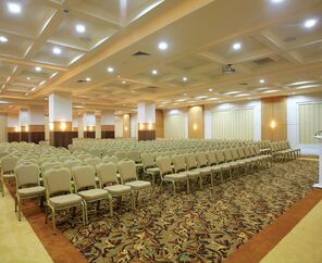 Crystal Family Resort & Spa