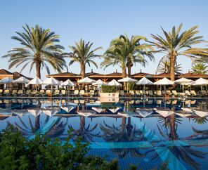 Crystal Tat Beach Golf Resort & Spa