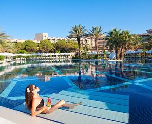 Crystal Tat Beach Golf Resort & Spa
