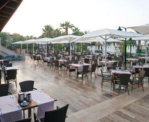 Crystal Tat Beach Golf Resort & Spa