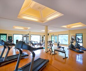 Crystal Tat Beach Golf Resort & Spa
