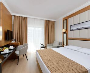 Aydınbey Famous Resort