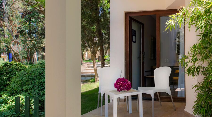 DoubleTree By Hilton Bodrum Işıl Club Resort