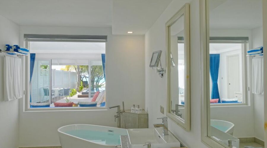 Villa Nautica Paradise Island Resort