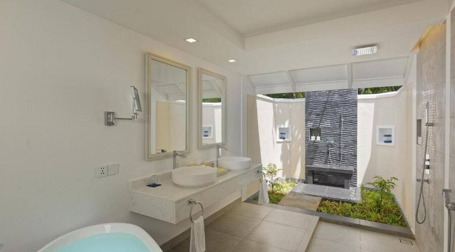 Villa Nautica Paradise Island Resort