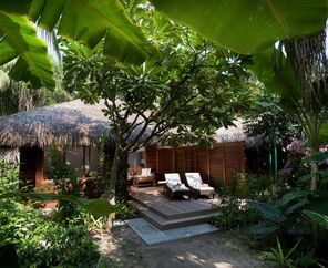 Kuramathi Island