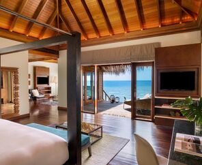 Huvafenfushi Maldives