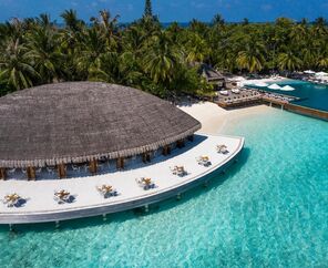 Huvafenfushi Maldives