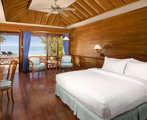 Royal Island Resort