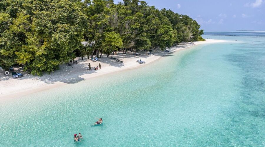 Royal Island Resort
