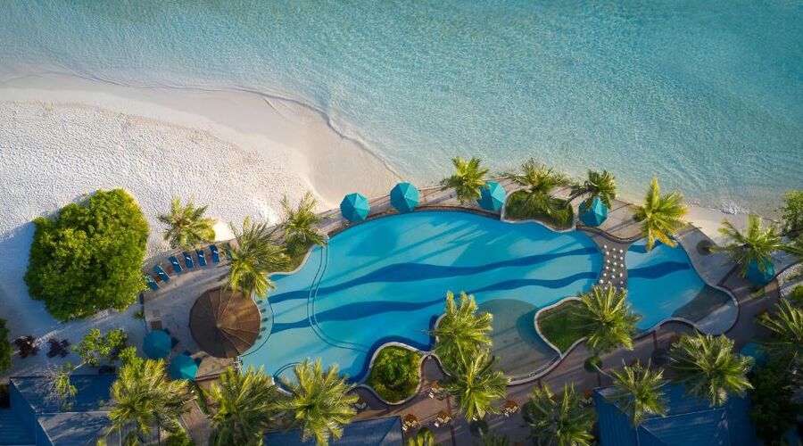 Royal Island Resort