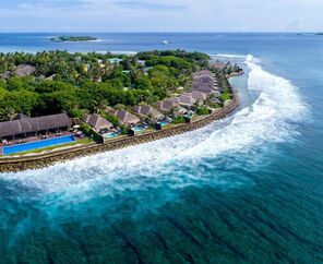 Sheraton Maldives Full Moon Resort & Spa