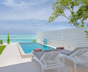 Villa Park Sun Island Resort