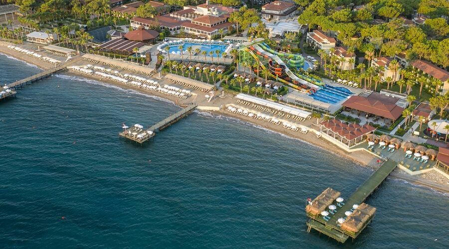 Crystal Flora Beach Resort