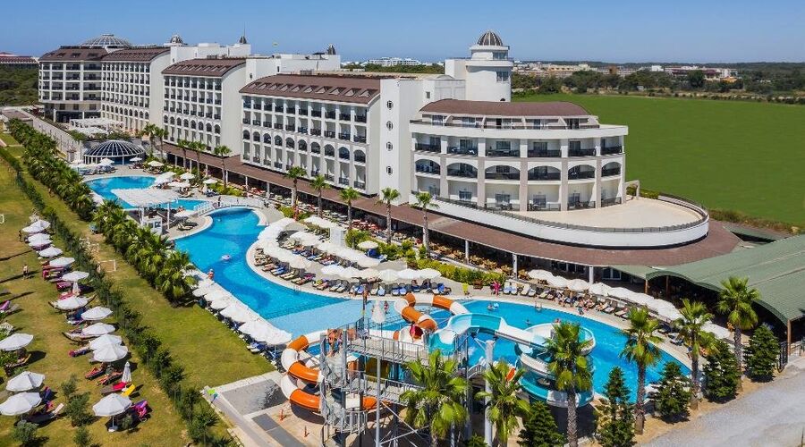 Lrs Port River Hotel & Spa