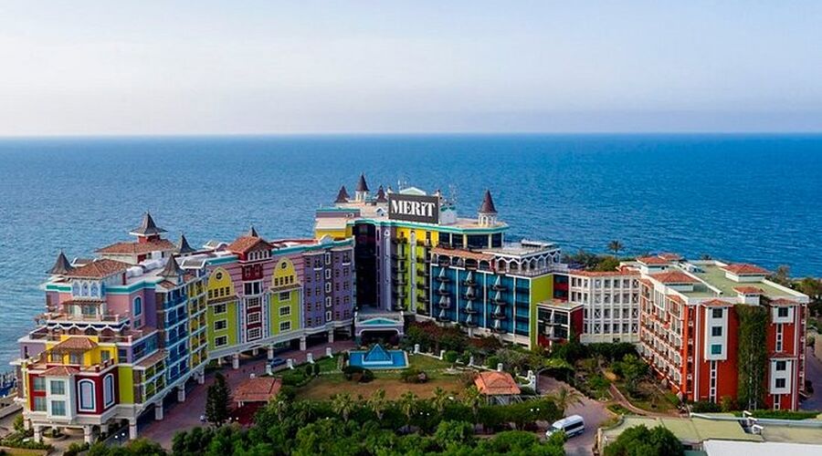 Merit Crystal Cove Hotel & Casino