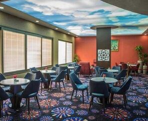 Oscar Resort Hotel & Casino