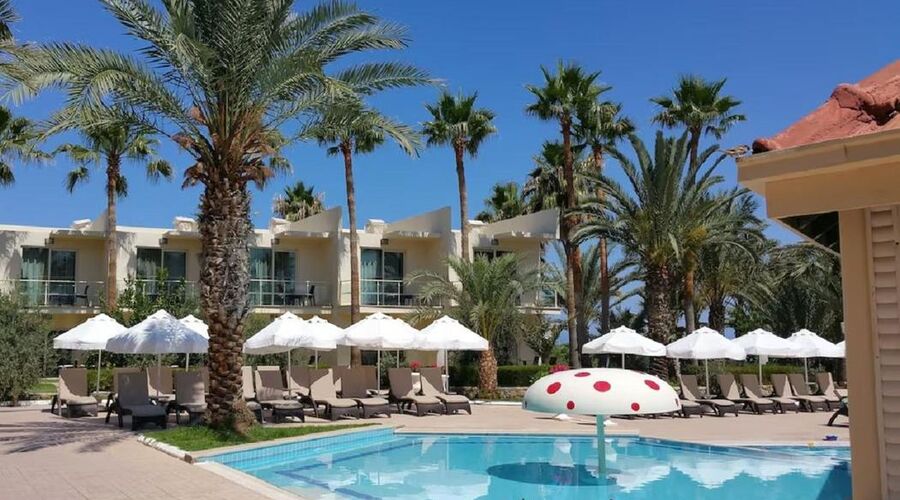 Oscar Resort Hotel & Casino