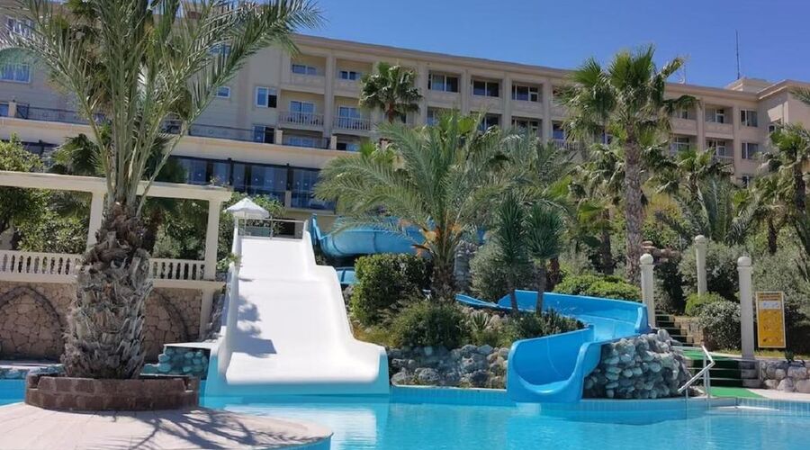 Oscar Resort Hotel & Casino