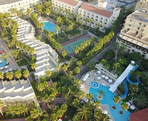 Oscar Resort Hotel & Casino