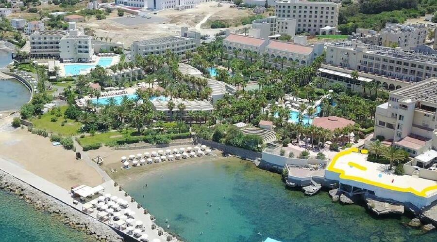 Oscar Resort Hotel & Casino
