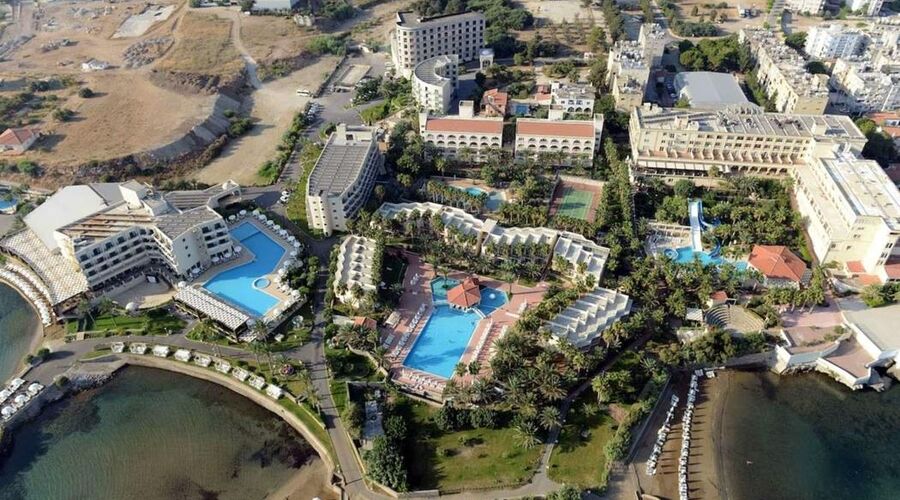 Oscar Resort Hotel & Casino