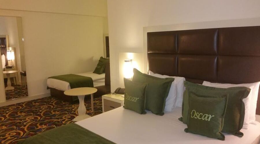 Oscar Resort Hotel & Casino