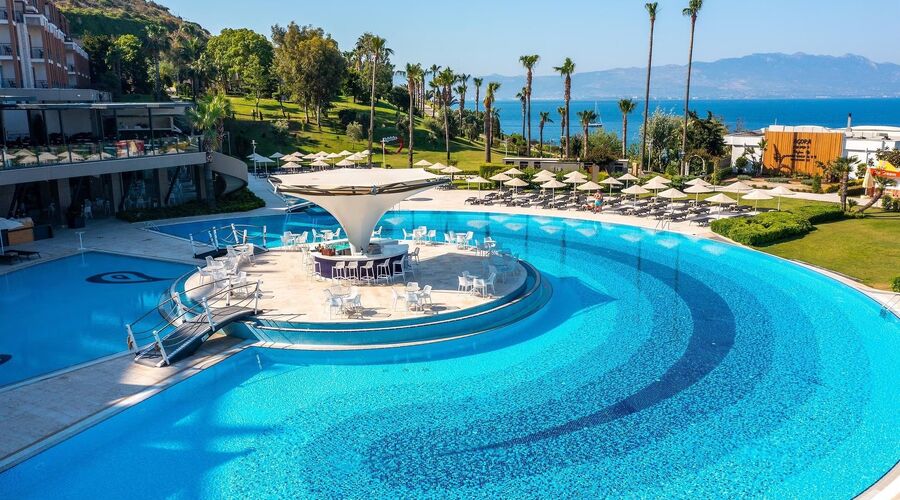 Kefaluka Resort