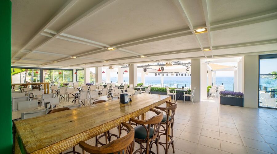 Kefaluka Resort