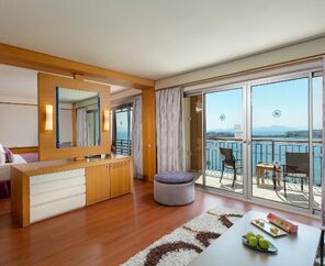 Kefaluka Resort