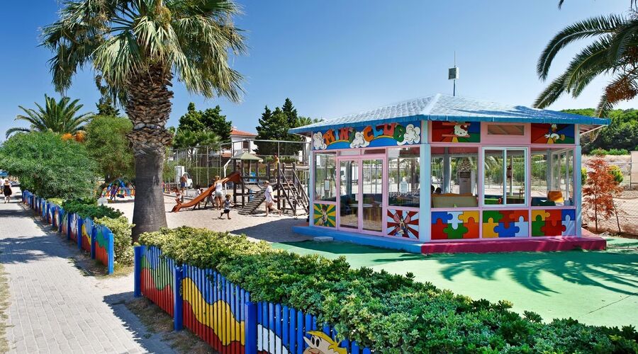 Altın Yunus Hotel & Spa Çeşme