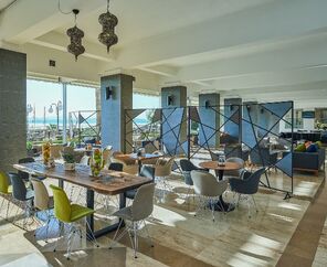 Altın Yunus Hotel & Spa Çeşme