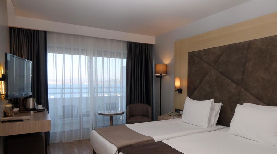 Altın Yunus Hotel & Spa Çeşme