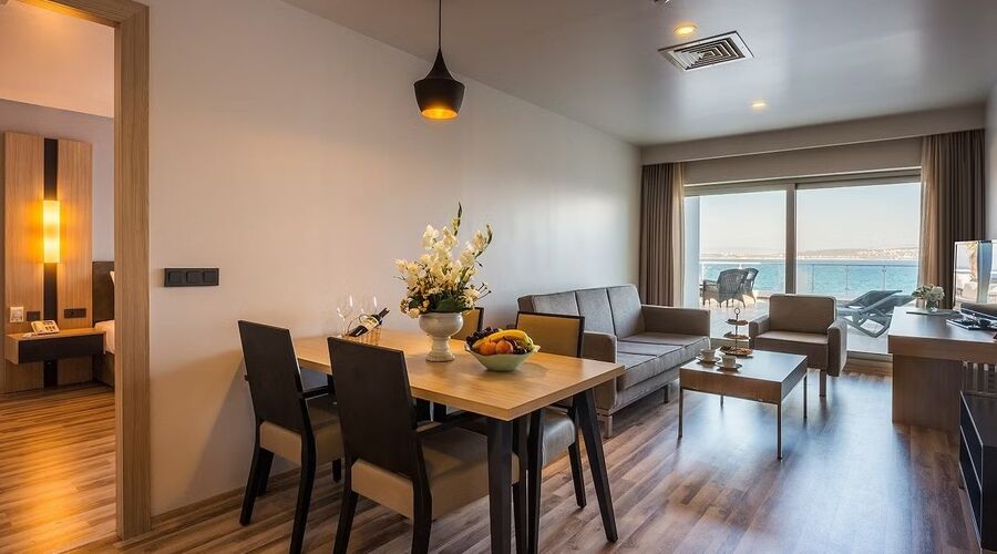 Altın Yunus Hotel & Spa Çeşme