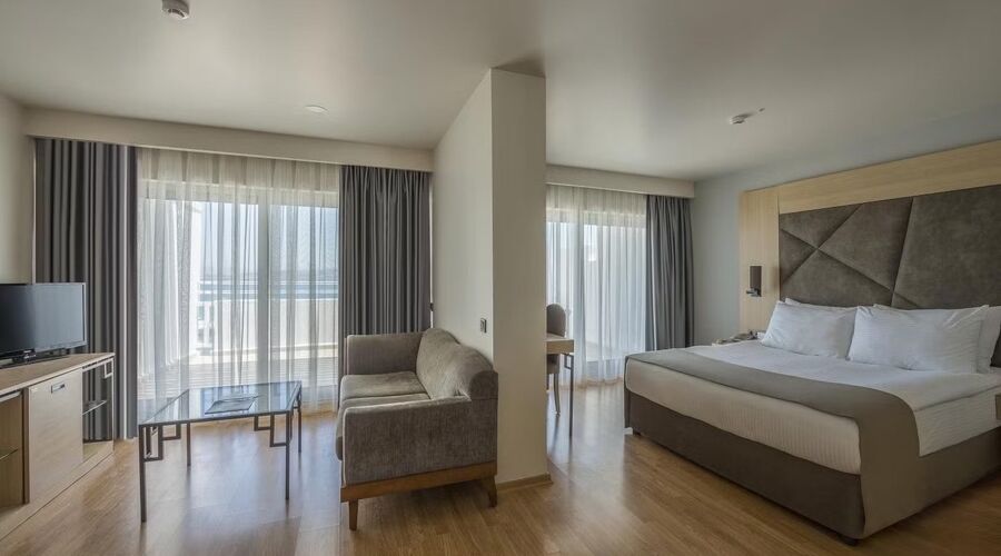 Altın Yunus Hotel & Spa Çeşme