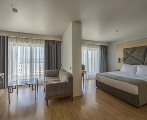 Altın Yunus Hotel & Spa Çeşme