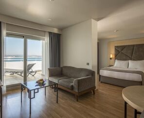 Altın Yunus Hotel & Spa Çeşme