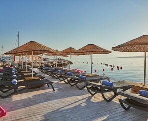 Altın Yunus Hotel & Spa Çeşme