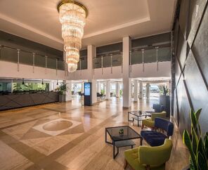 Altın Yunus Hotel & Spa Çeşme