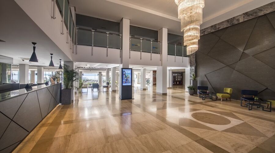 Altın Yunus Hotel & Spa Çeşme